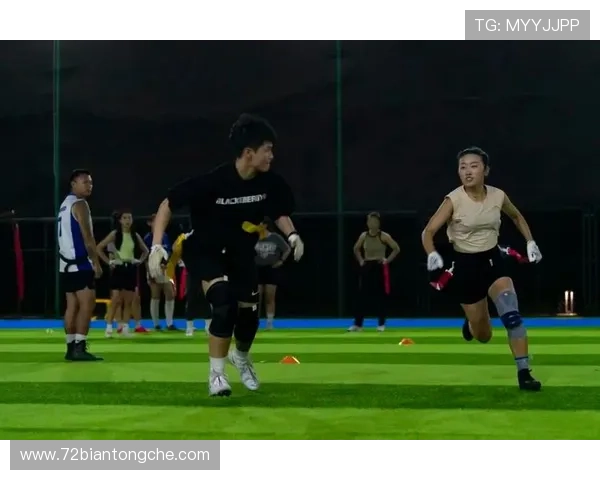 成都飞盘队在滑板精英赛中以56分稳居积分榜首位